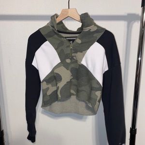 Hollister Half-Zip Crew Neck